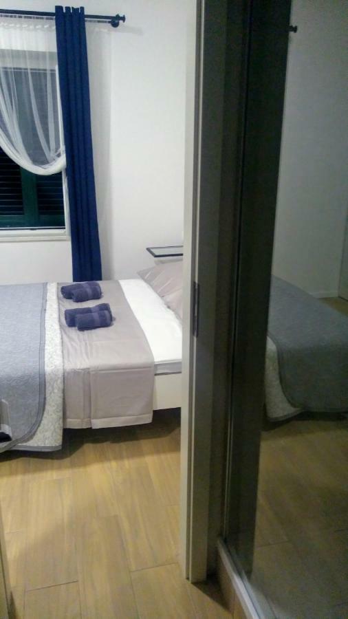 Studio Apartman Adris Hotel Šibenik Buitenkant foto